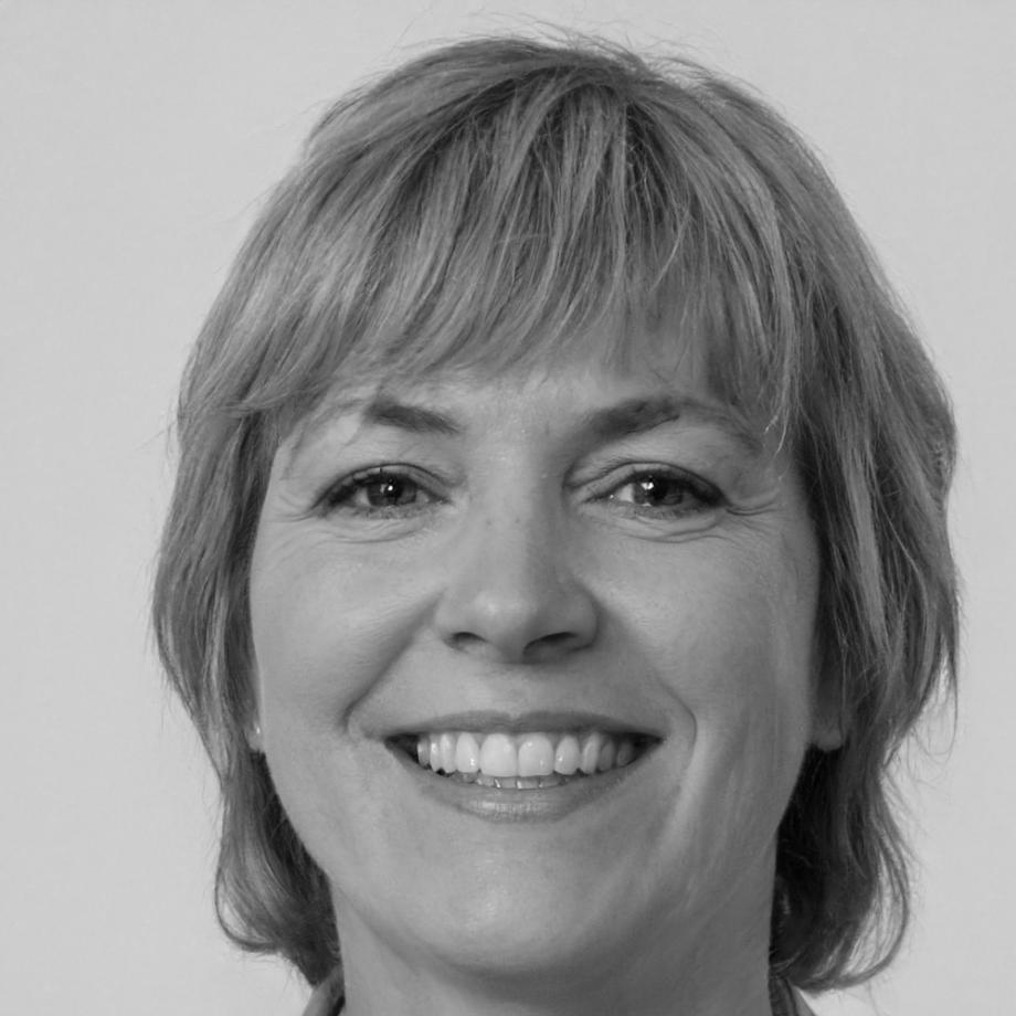 Portret instructor specializat în planificare financiară